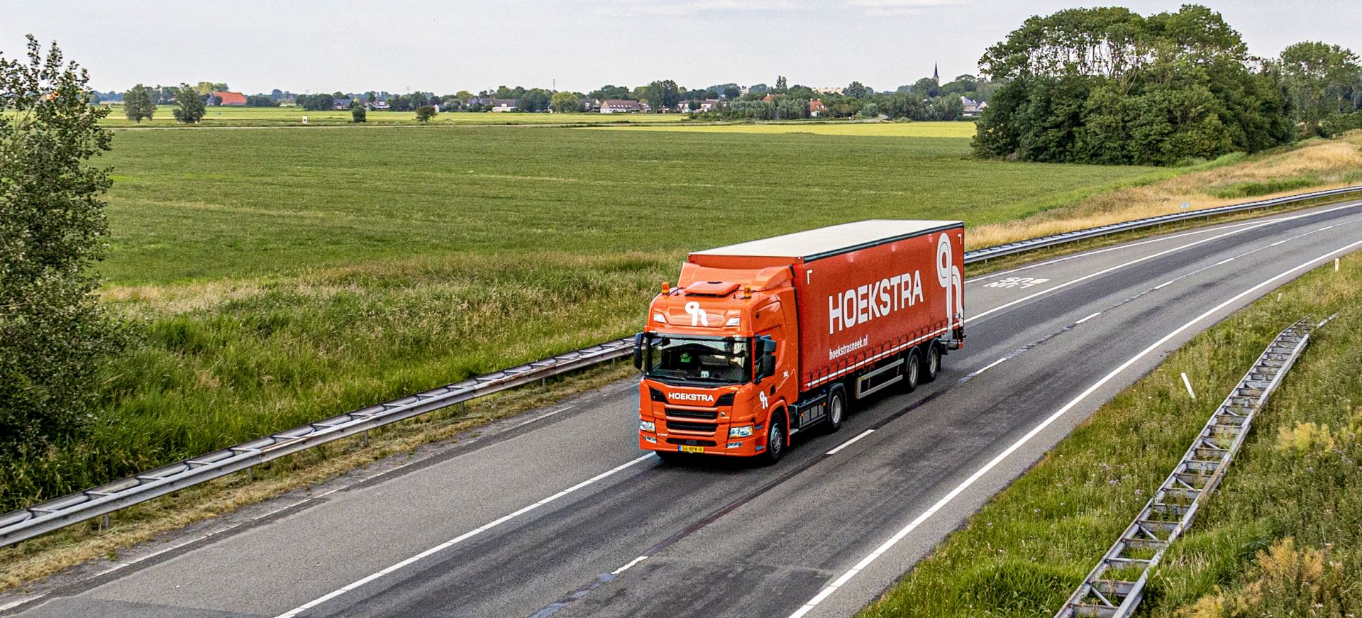 Transport bouwmaterialen per vrachtwagen